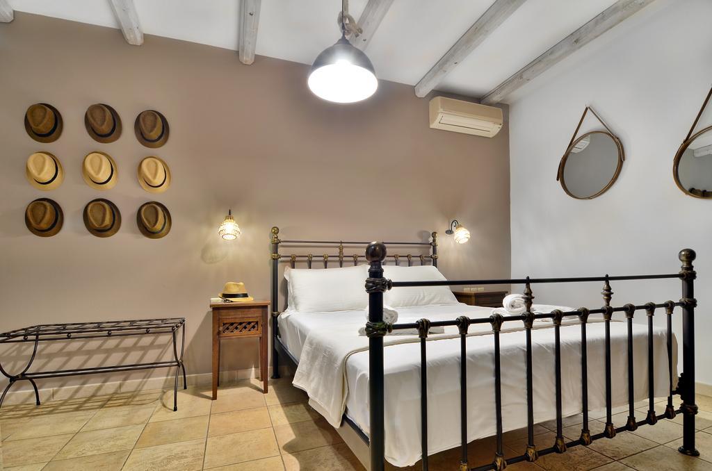 Niriides Luxury Apartments Sívota Værelse billede